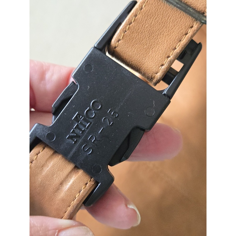 Ellington Sling Crossbody Bag Fanny Pack Waist Leather Adj Strap Distressed Tan - Picture 8 of 16